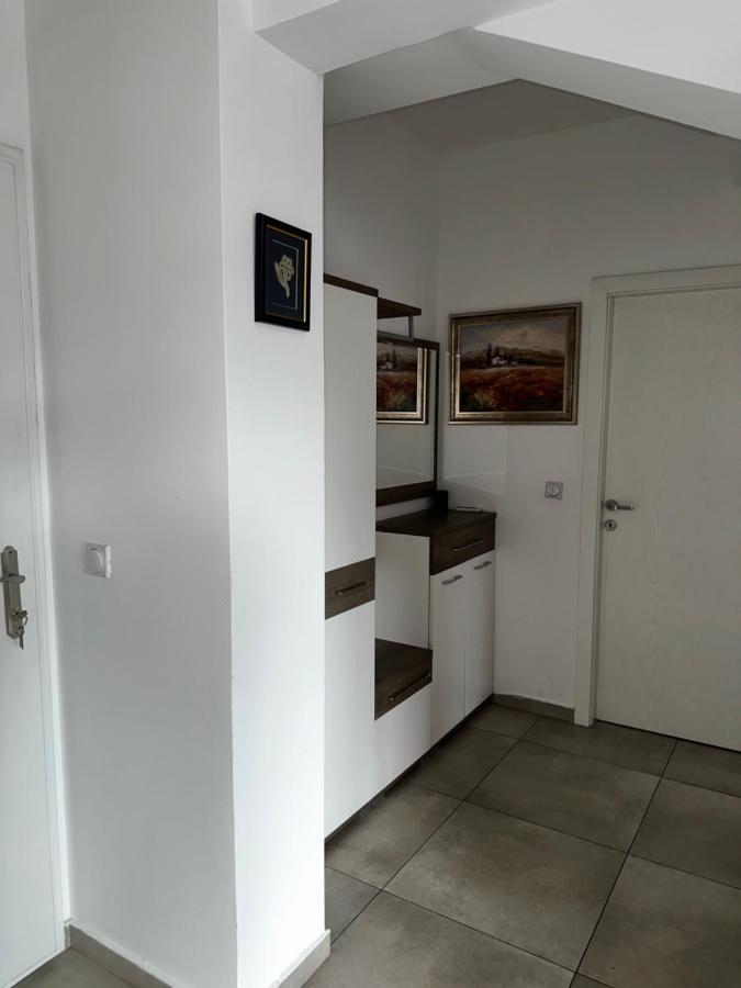 Apartment Panorama Karpos Dva