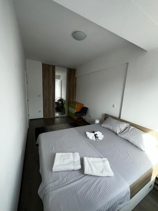 Panorama * Karpos Dva
