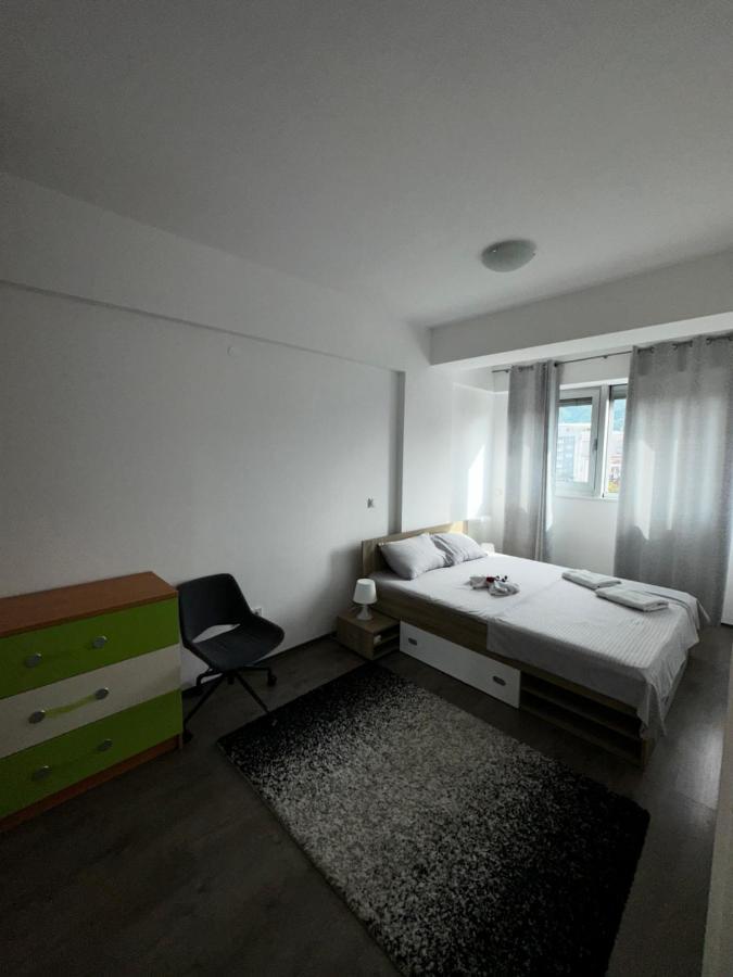 Panorama * Karpos Dva